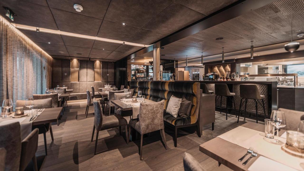 Vier Studios & Restaurant Langenfeld Exterior photo